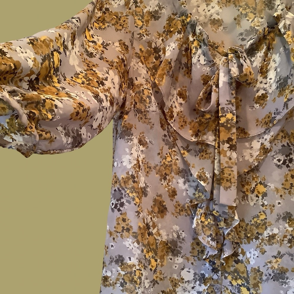 Elle Sheer Gray Floral Ruffle Top Puff Sleeve Romantic Blouse Feminine M - Picture 2 of 4